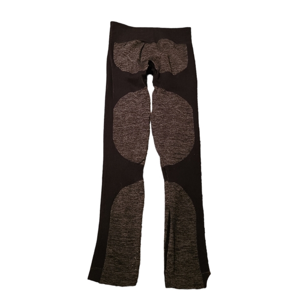 Black Gray Booty Contour Seamless Leggings - Picture 2 of 6